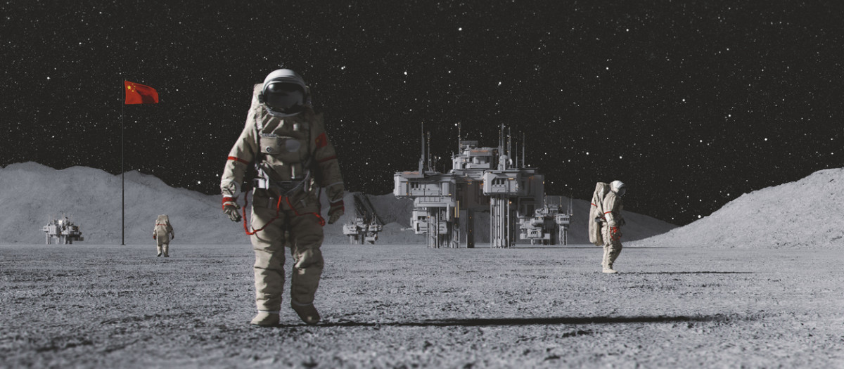 Montaje de astronautas chinos en la Luna