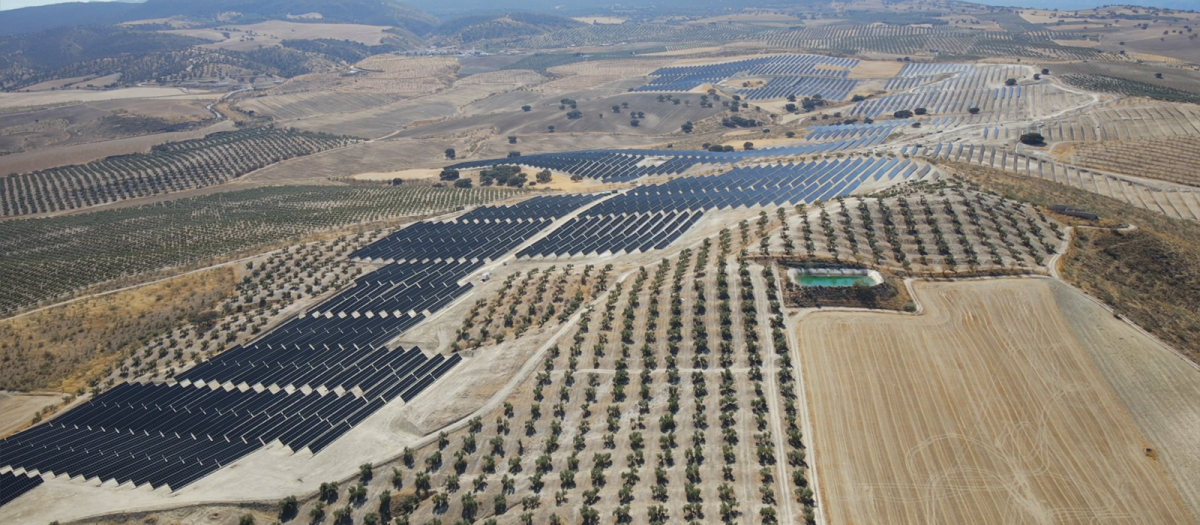 Planta solar de Caparacena de Plenitude en Granada.