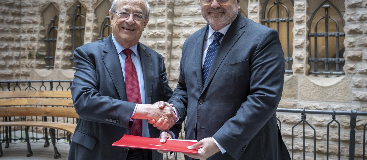 El presidente delegado de la Junta Constructora de la Sagrada Familia, Esteve Camps (I), y el director general de Telefónica en Catalunya, Chema Casas (D)

REMITIDA / HANDOUT por TELEFÓNICA
Fotografía remitida a medios de comunicación exclusivamente para ilustrar la noticia a la que hace referencia la imagen, y citando la procedencia de la imagen en la firma
04/6/2026