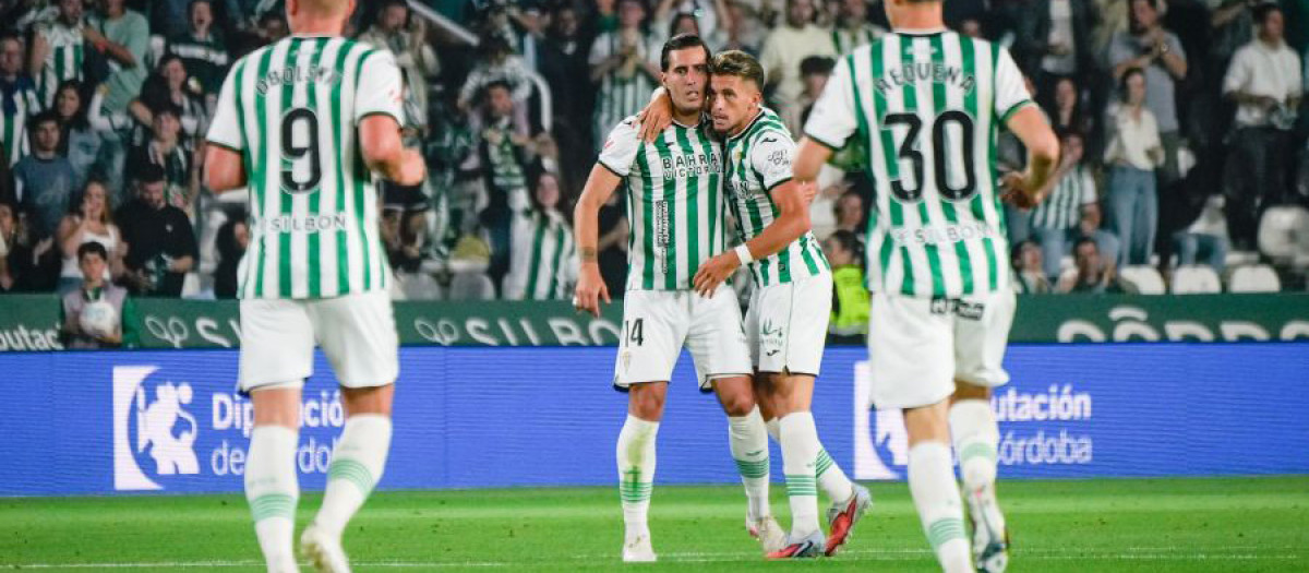 Sergi Guardiola celebrando uno de sus goles con el Córdoba