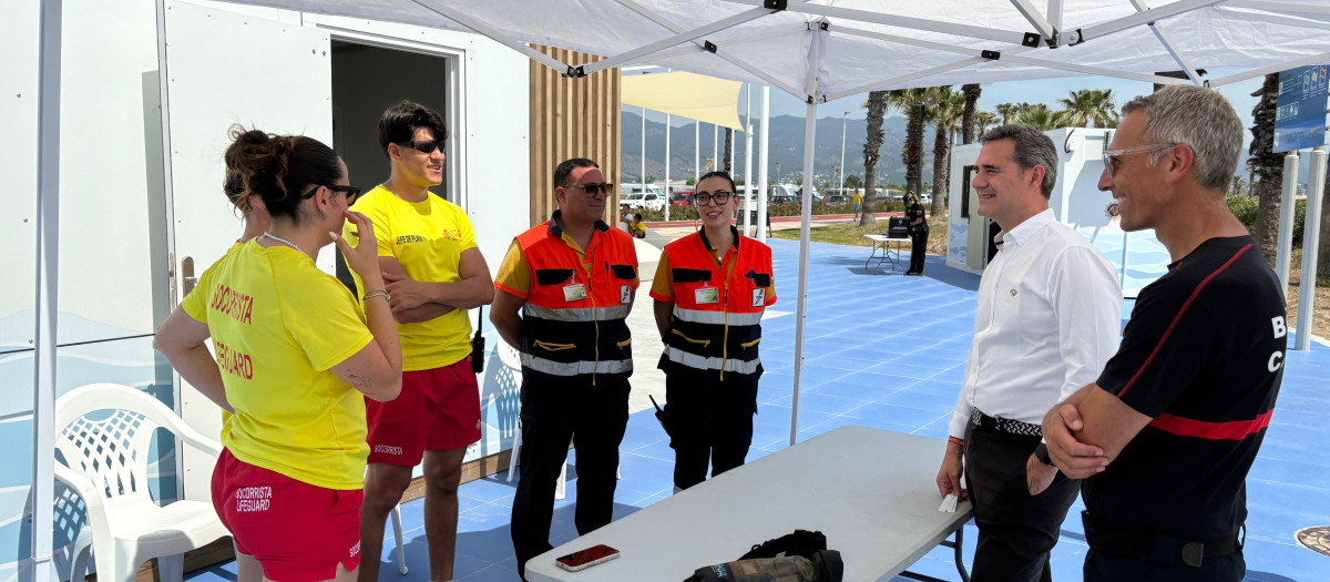 Visita al equipo de Socorrismo y Salvamento