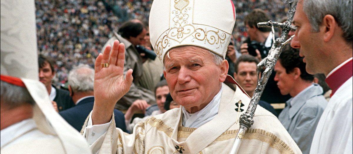 El Papa Juan Pablo II durante una visita a Alemania en 1986