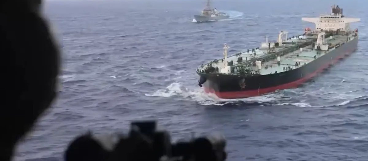 El petrolero Majestic antes del abordaje de las fuerzas espciales de Estados Unidos