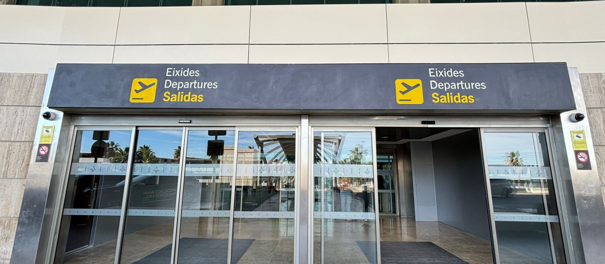 Imagen de archivo del aeropuerto valenciano de Manises