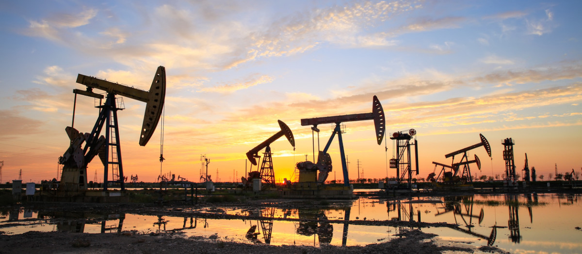 Campo de extracción de petróleo