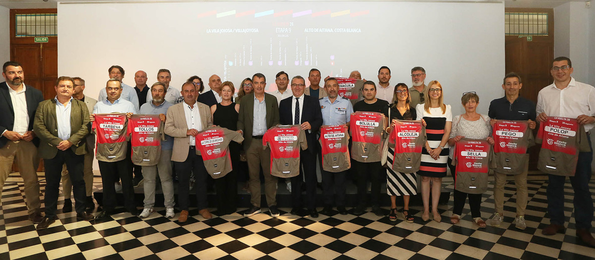 Presentación de La Vuelta Ciclista en Alicante