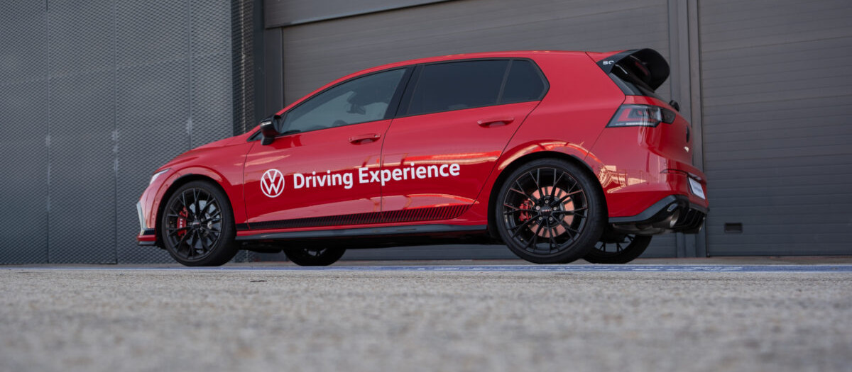Volkswagen Driving Experience

﻿