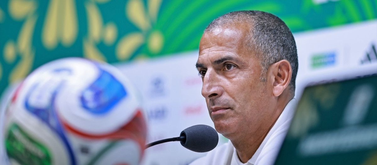 (Foto de ARCHIVO)
13 June 2026, Mexico, Monterrey: Tunisia head coach Sabri Lamouchi during the team's press ahead of tomorrow's 2026 FIFA World Cup Group F soccer match between Sweden and Tunisia at Monterrey Stadium. Photo: Heuler Andrey/ZUMA Press Wire/dpa

Heuler Andrey/ZUMA Press Wire/dp / DPA
13/6/2026 ONLY FOR USE IN SPAIN