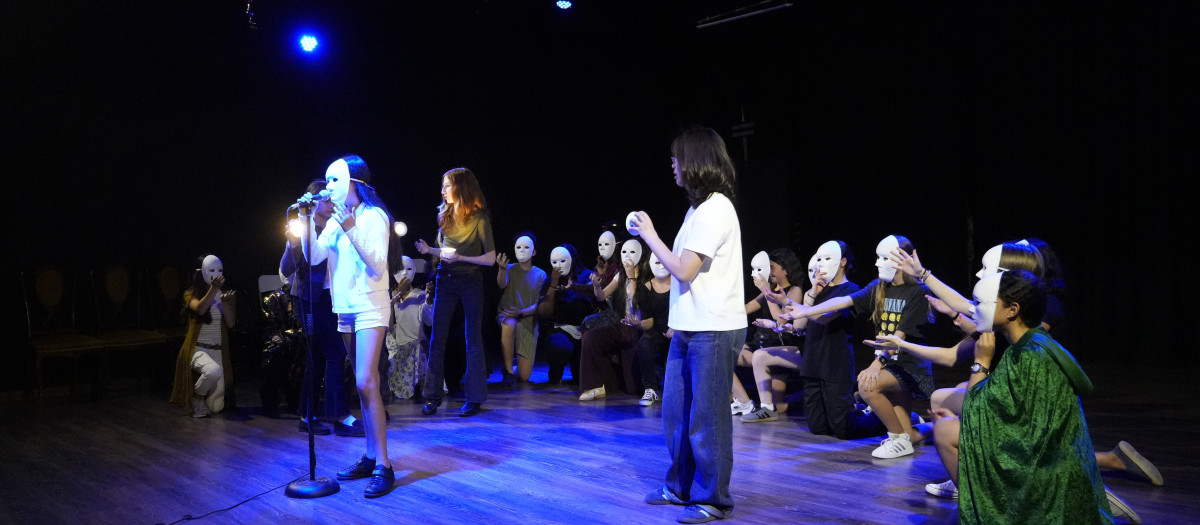 Imagen de la representación de Hamlet solidario en Valencia