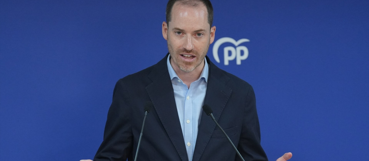 El nuevo secretario general del PP de Cataluña, Juan Fernández, este lunes