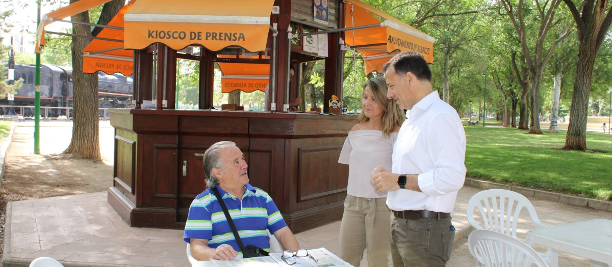 Uno de los kioscos de lectura