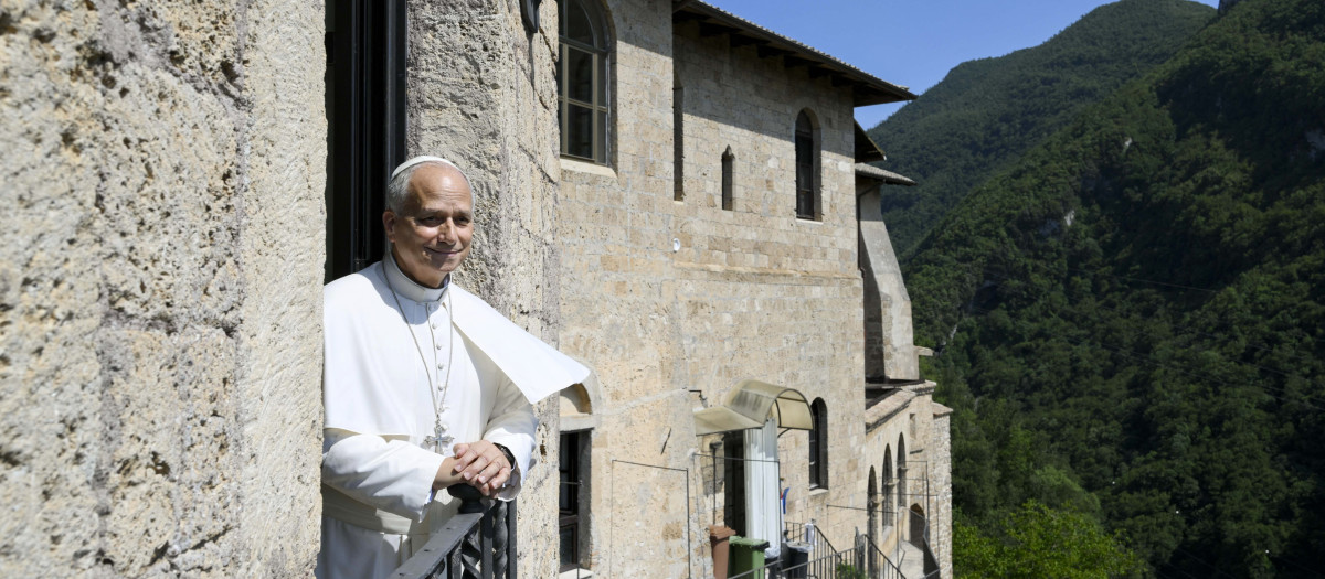 This handout photograph taken and released on July 22, 2026 by the Vatican press office, Vatican Media, shows Pope Leo XIV during his visit to the Monastery of St Benedict in Subiaco, central Italy. (Photo by VATICAN MEDIA / AFP) / RESTRICTED TO EDITORIAL USE - MANDATORY CREDIT "AFP PHOTO / VATICAN MEDIA" - HANDOUT - NO MARKETING NO ADVERTISING CAMPAIGNS - DISTRIBUTED AS A SERVICE TO CLIENTS
