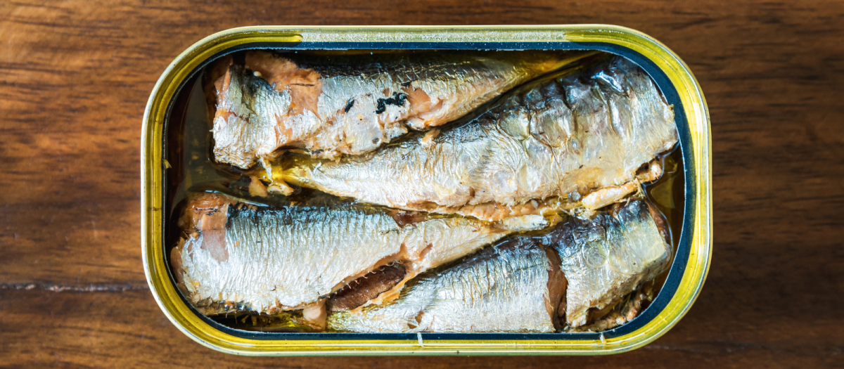 Las sardinas en lata son una fuente de nutrientes muy completa