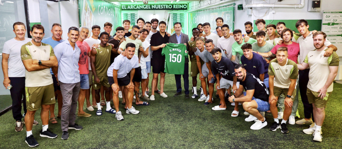 Carlos Marín, agasajado en su despedida del Córdoba