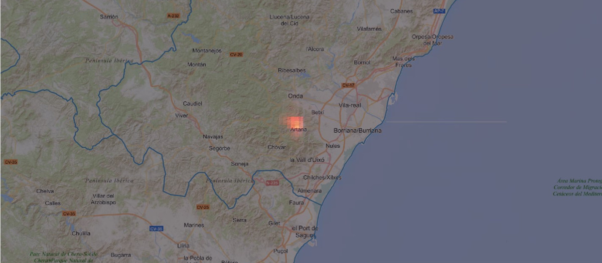 Imagen del foco de calor del incendio de La Vall d'Uixó tomada por el satélite