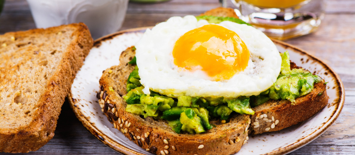 Empezar el día con el desayuno ayuda a comer mejor