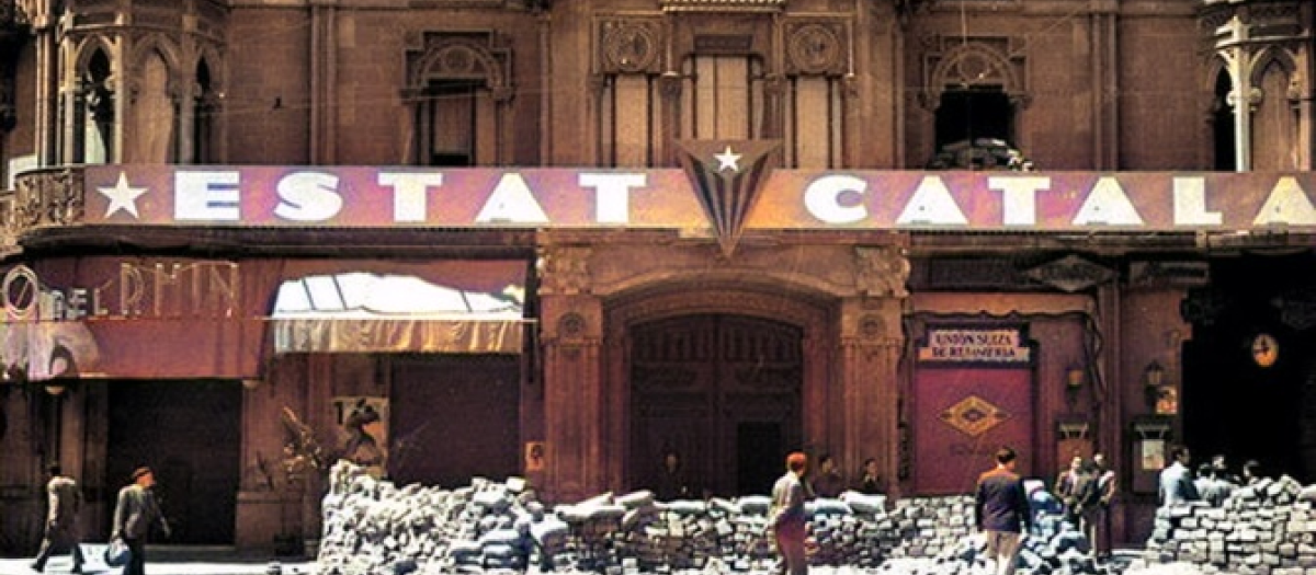 Sede Estat Català en Rambla Cataluña con Gran Vía. Foto coloreada por el autor de esta pieza con IA.