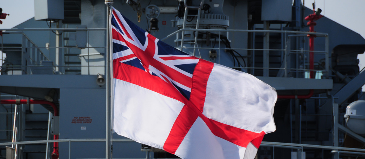 Un buque de guerra británico