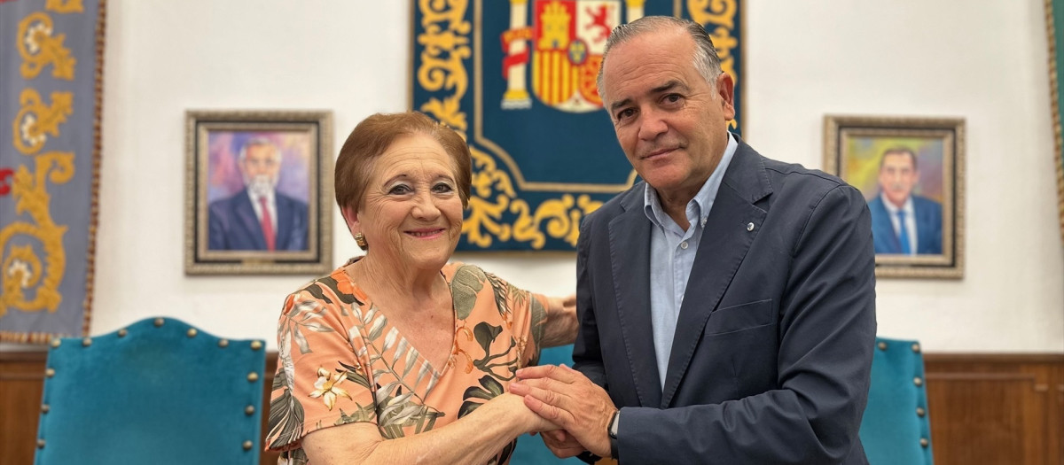 Gregorio cumple su compromiso y adquiere 'La Purísima' para Centro de Interpretación de la Cerámica

REMITIDA / HANDOUT por AYTO TALA
Fotografía remitida a medios de comunicación exclusivamente para ilustrar la noticia a la que hace referencia la imagen, y citando la procedencia de la imagen en la firma
28/7/2026