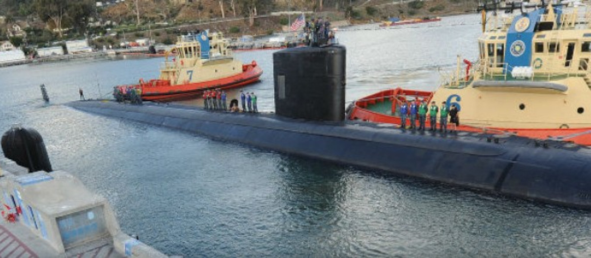 El submarino de ataque rápido USS Alexandria (SSN-757)