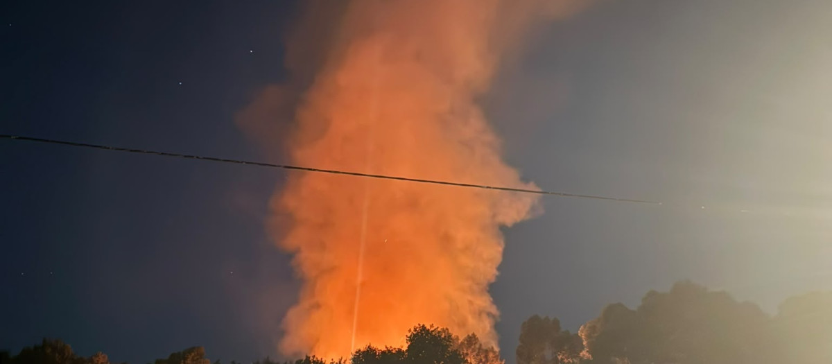 Incendio en el lugar de Salceda, parroquia de Cameixa, en el municipio ourensano de Boborás, a 29 de julio de 2026

EUROPA PRESS
29/7/2026