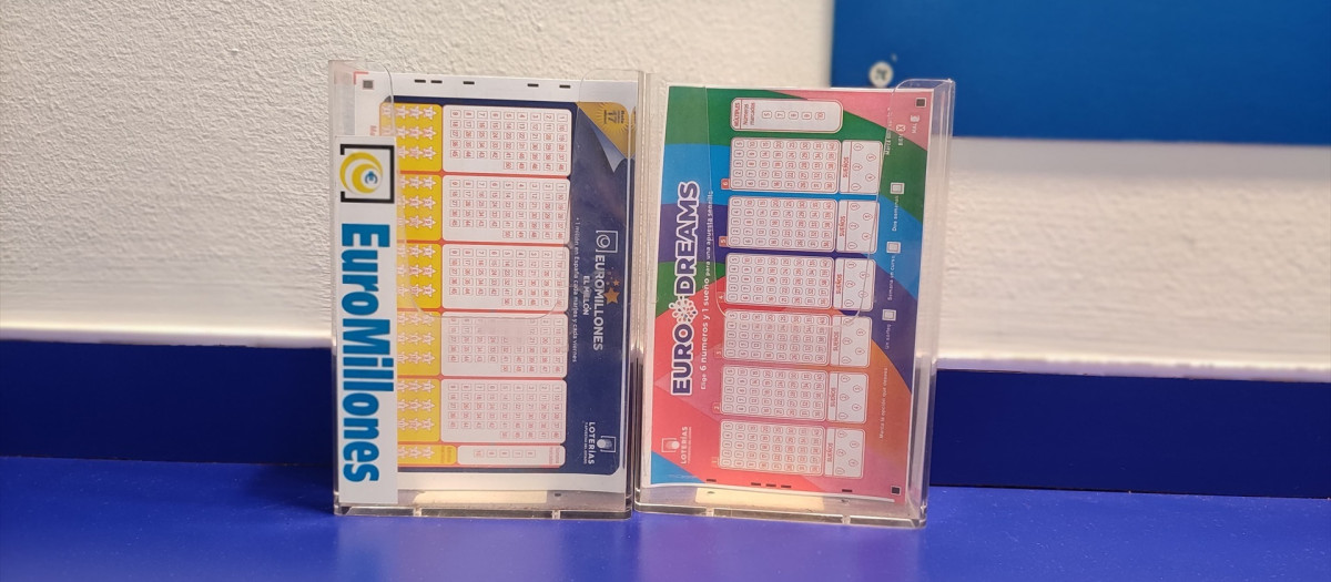 Boletos en una administración de lotería