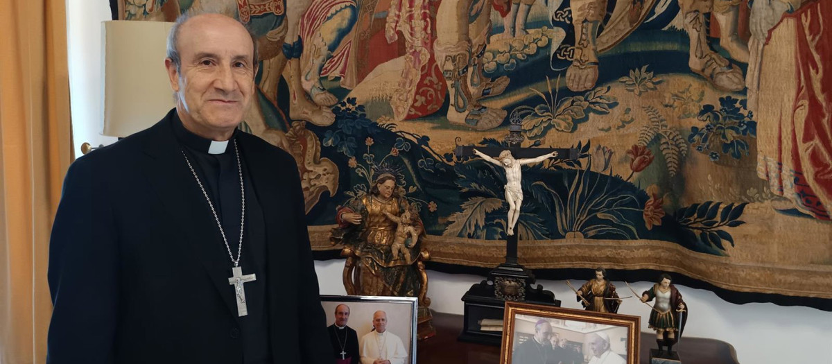 El obispo de Córdoba, Jesús Fernández