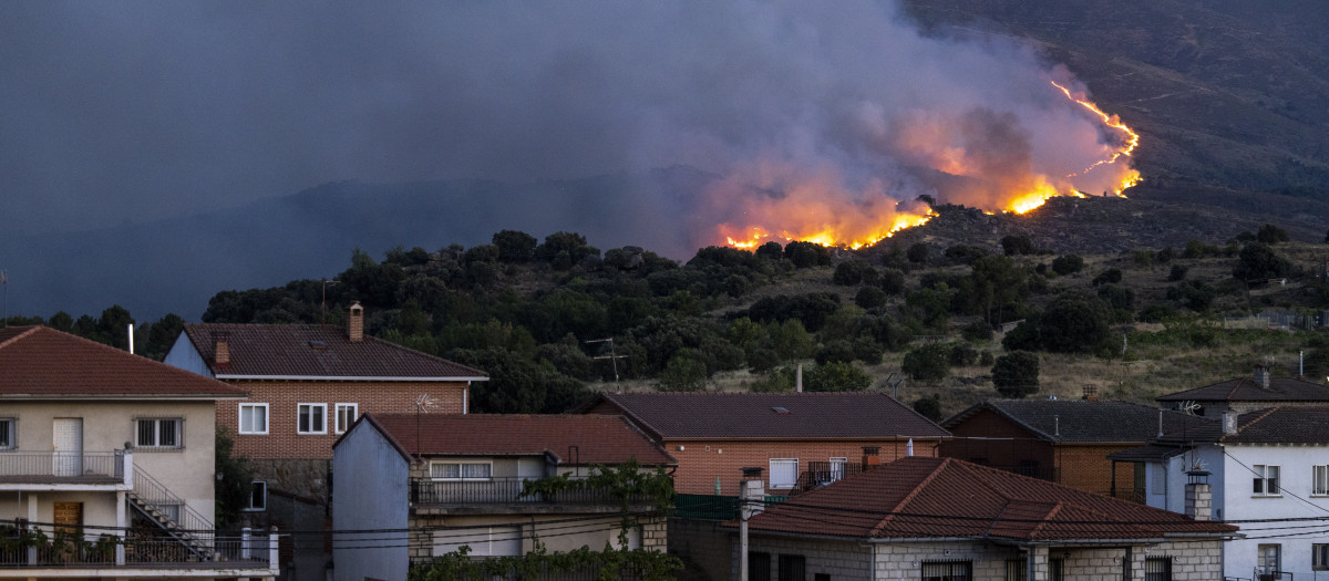 Incendio en Burgohondo, Ávila