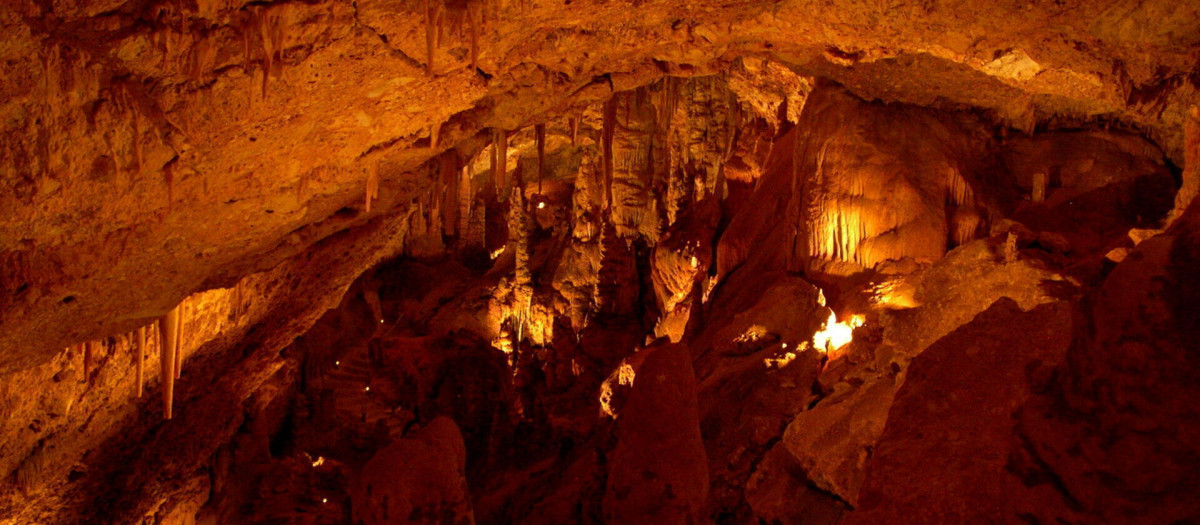 Imagen del interior de la Cueva de Don Juan de la localidad valenciana de Jalance.