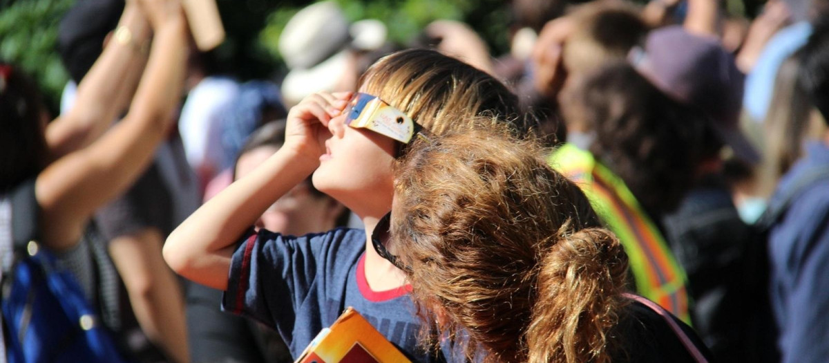 Suspendidas las actividades del eclipse solar del 12 de agosto por el alto riesgo de incendios