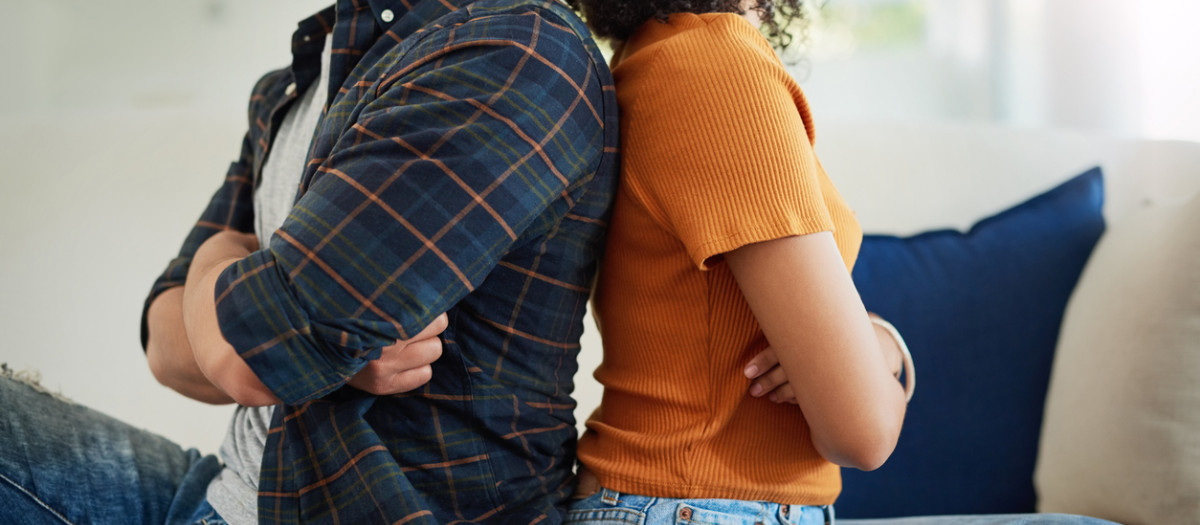 Una pareja tras una discusión