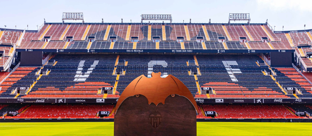 Imagen del Trofeu Taronja en Mestalla