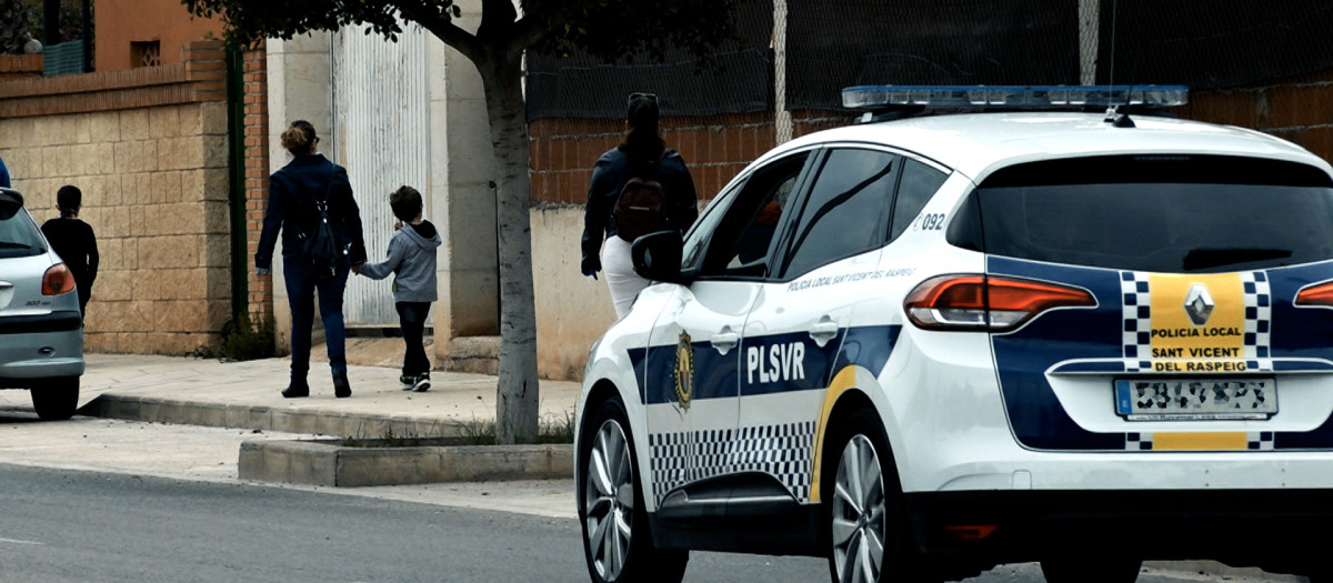Imagen de archivo de un vehículo de la Policia Local de San Vicente del Raspeig (Alicante)