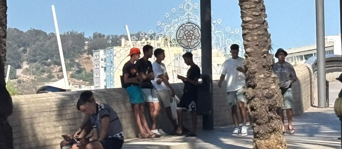 Inmigrantes marroquíes en Ceuta