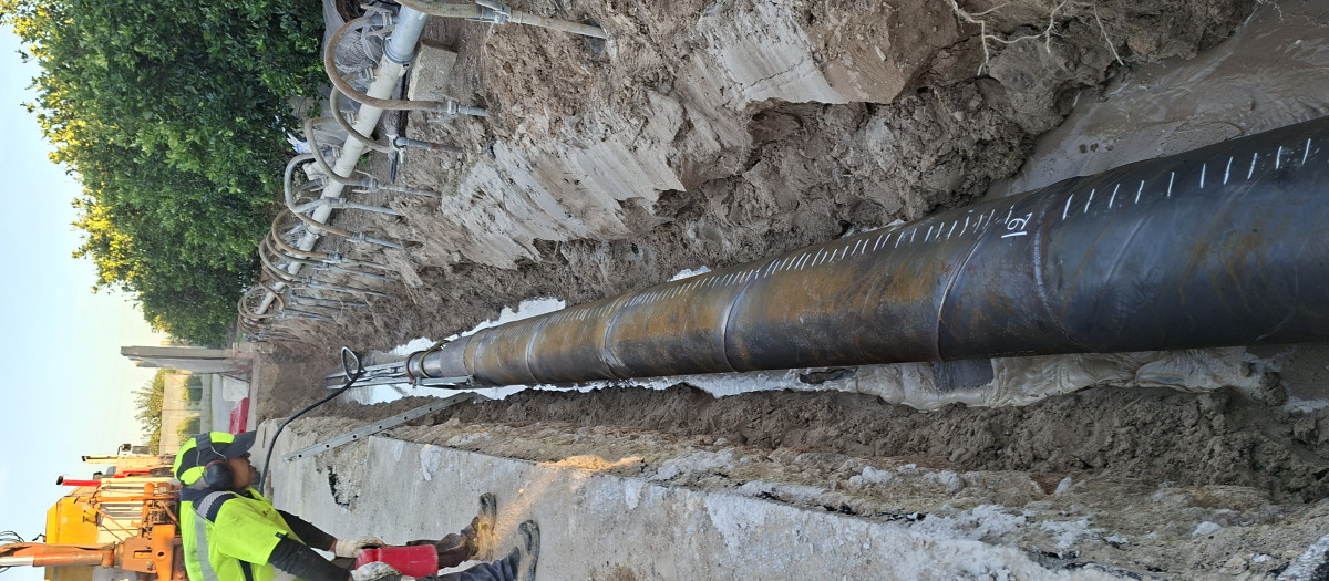 Labores de renovación de la red de agua potable de Cullera (Valencia)