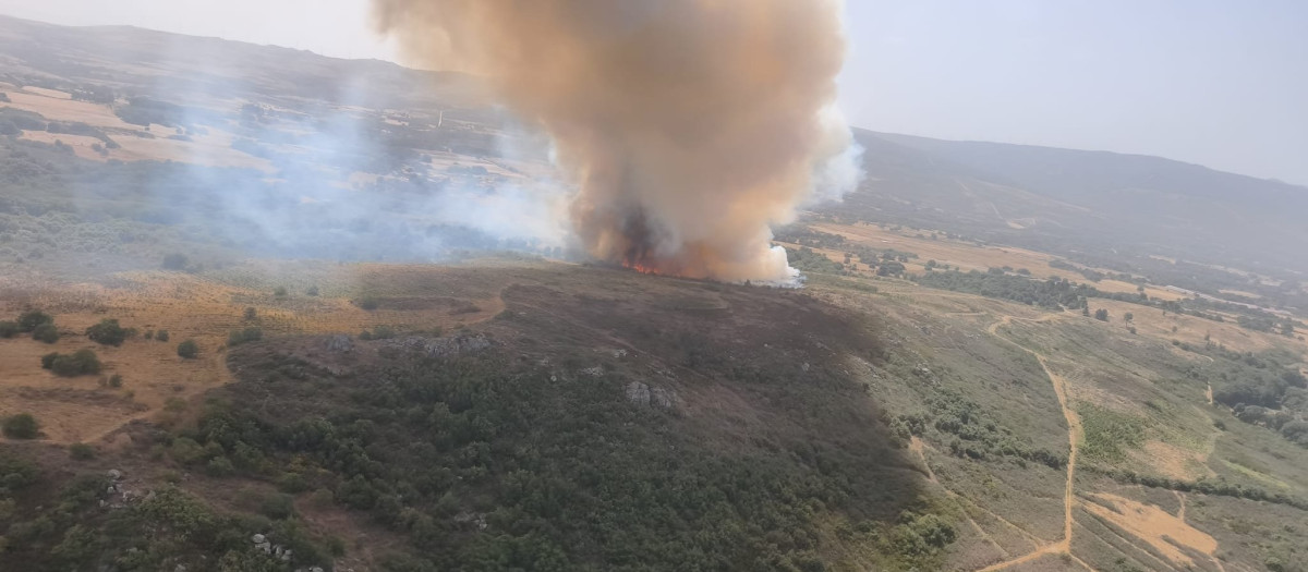 Incendio en Baltar (Orense),