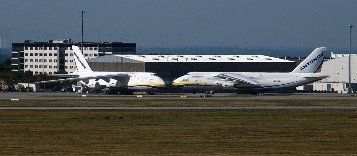 Aviones ucranianos de la empresa Antonov en el aeropuerto alemán de Leipzig