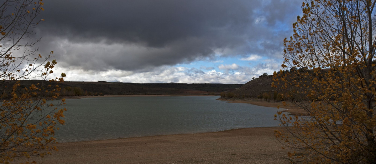 Embalse de Linares del Arroyo, en Maderuelo (Segovia)