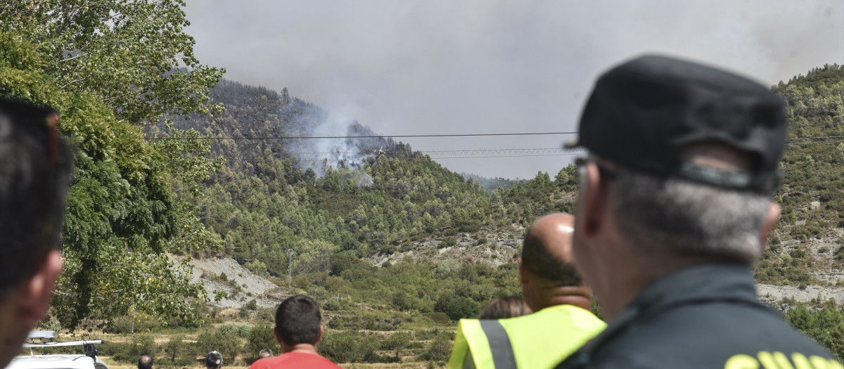 Vista del incendio de Las Peñas de Riglos, a 11 de agosto de 2026