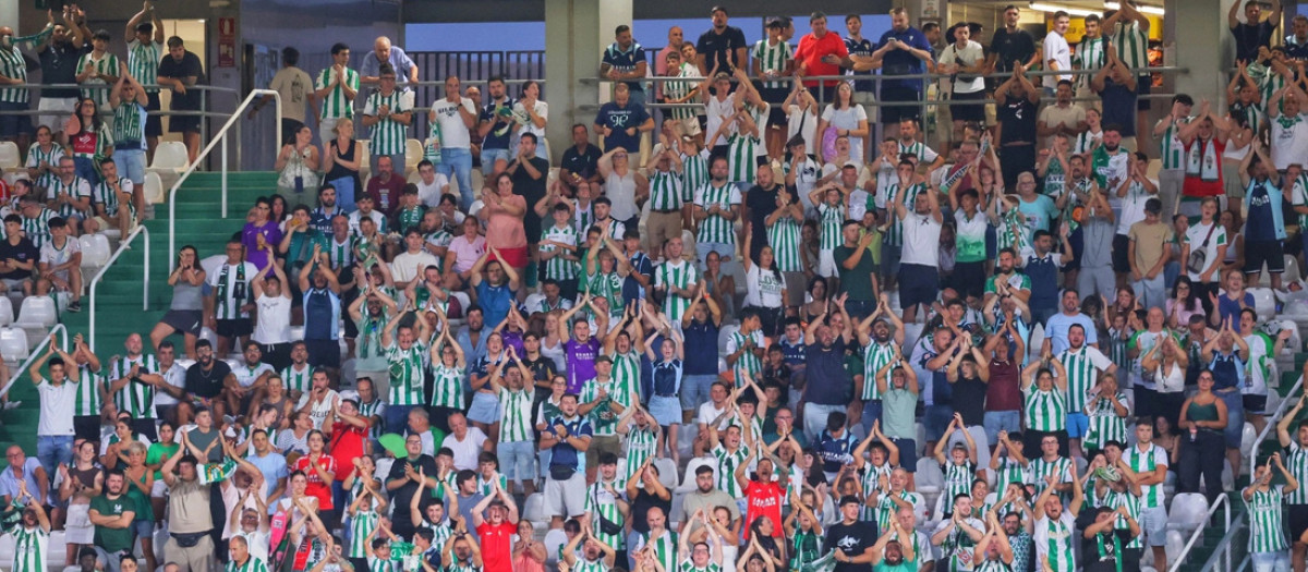 La afición del Córdoba ha vuelto a responder al club