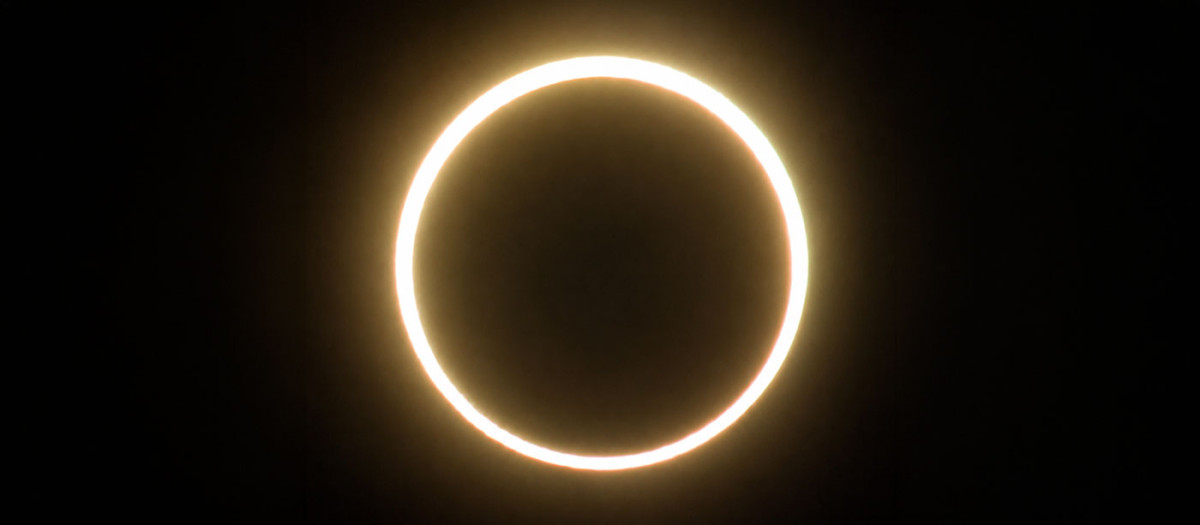 Reproducción del eclipse anular de enero de 2028