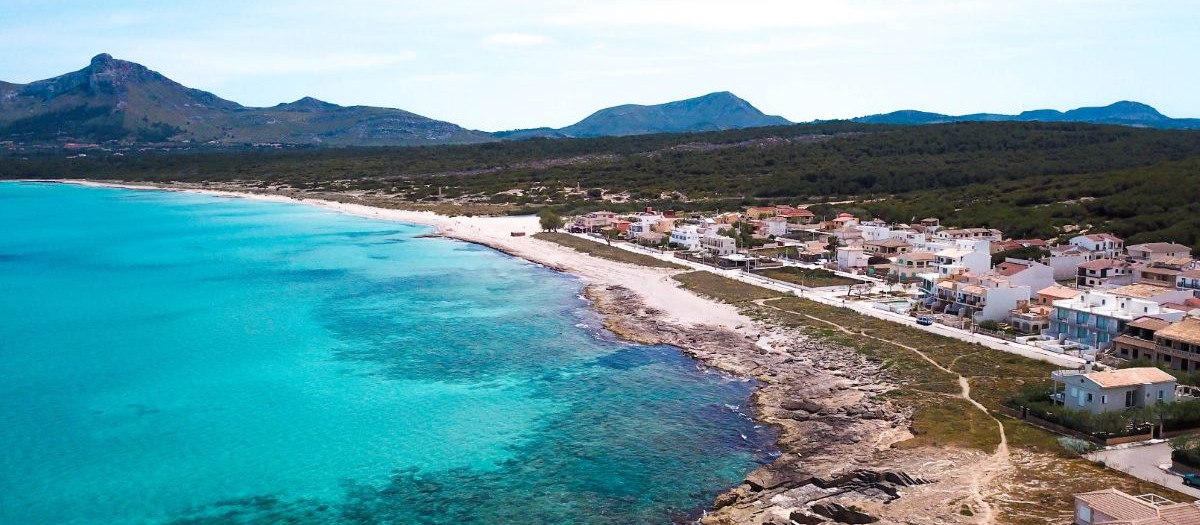 El cadáver ha aparecido en aguas de Son Serra Marina.
