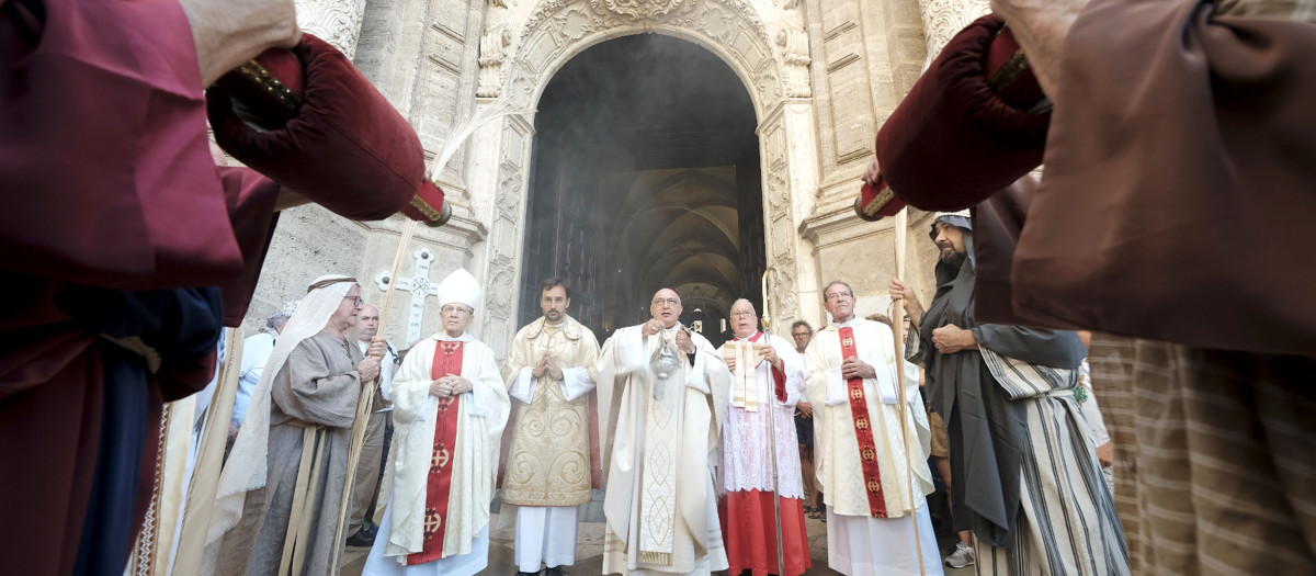 El Arzobispo de Valencia, Mons. Enrique Benavent en la festividad de la Virgen de la Asunción