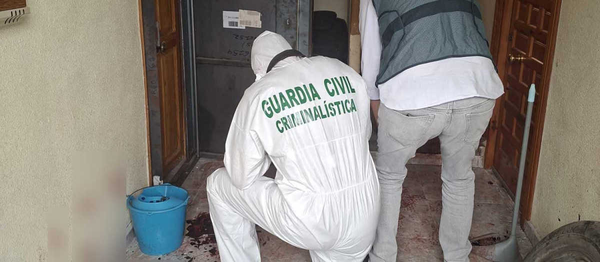 Vivienda donde murió un hombre a tiros en Santa Lucía de Gordón, León