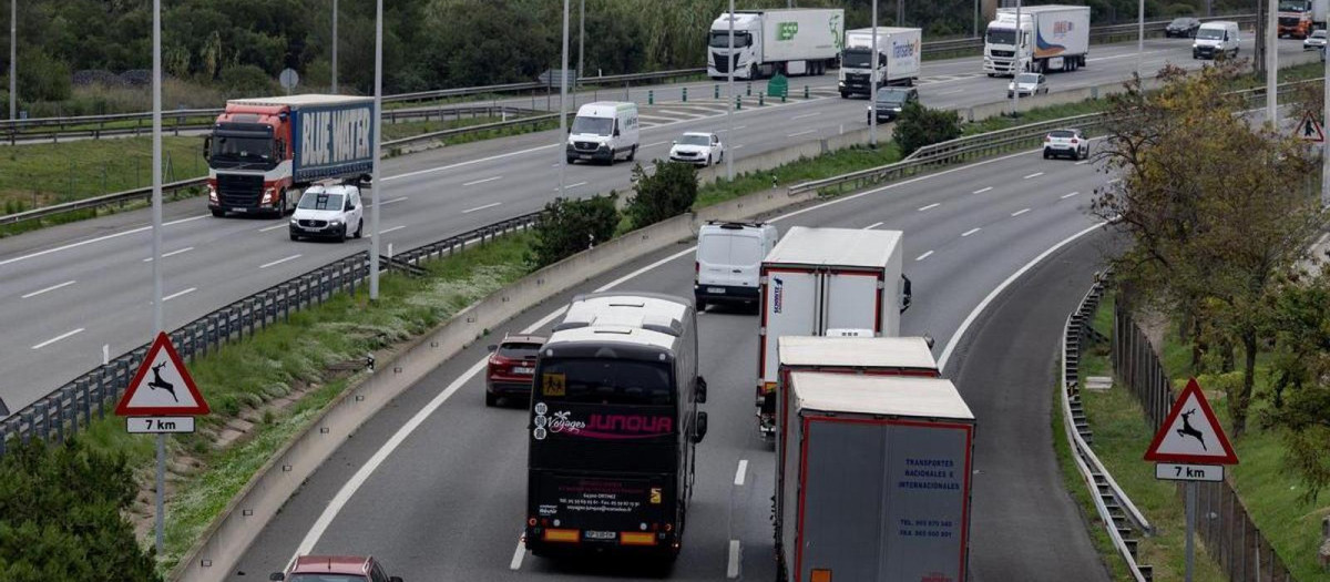 Cambiarse de carril muchas veces es de todo menos sencillo