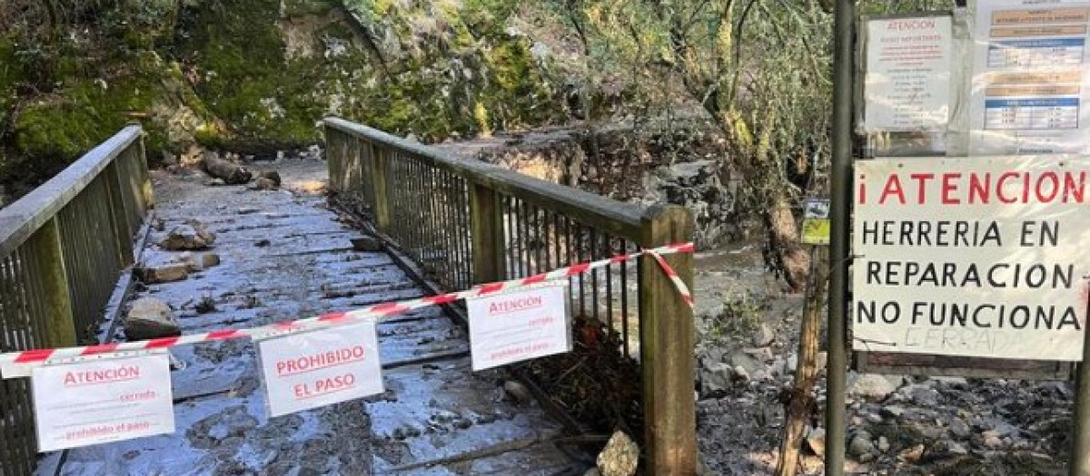 Ponferrada cierra la Herrería de Compludo para reparar los daños causados por los arrastres de barro y piedras