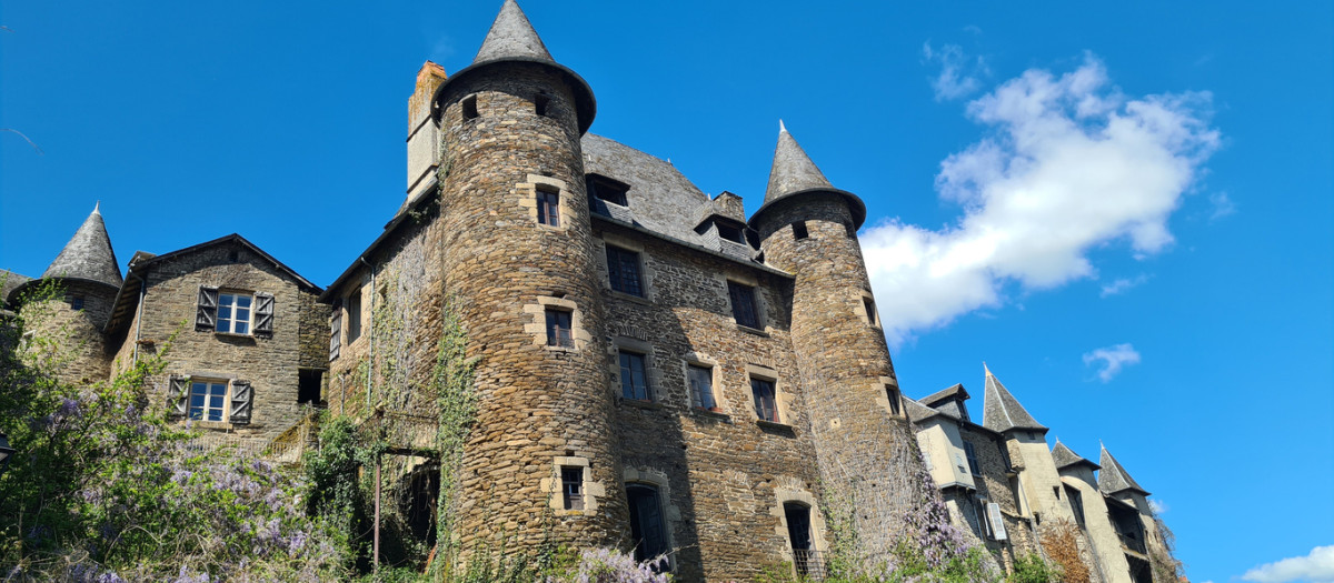 Se sabe que el hombre dejó, entre otros, castillos en Francia y Mónaco