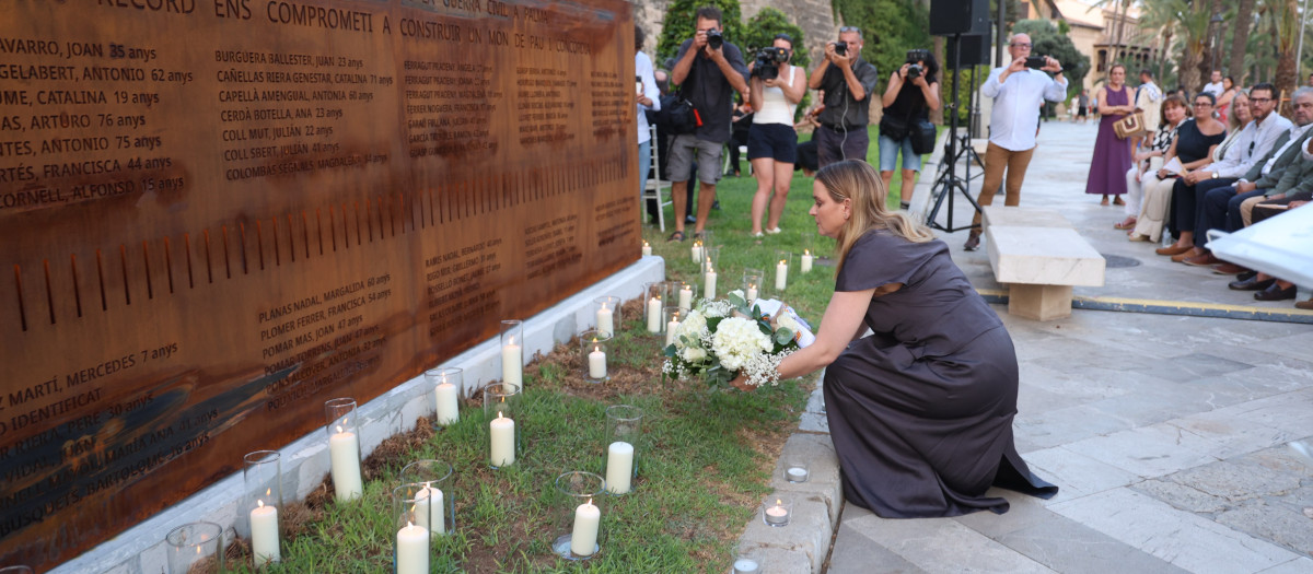 Prohens, en el Muro de la Dignidad
