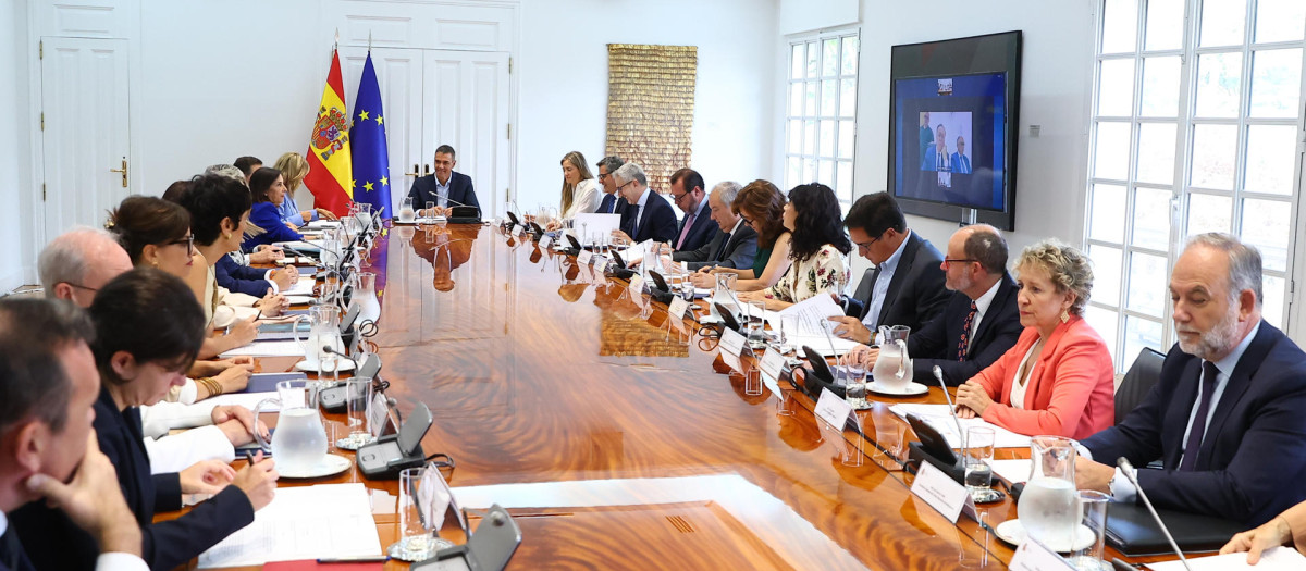 El presidente del Gobierno, Pedro Sánchez, presidió el martes la reunión extraordinaria del Consejo de Seguridad Nacional