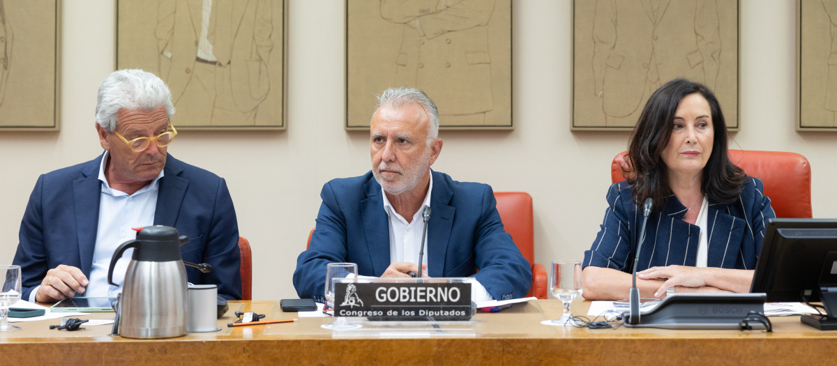 El ministro de Política Territorial y Memoria Democrática, Ángel Víctor Torres, comparece ante la Comisión Mixta de Seguridad Nacional, en el Congreso de los Diputados, a 27 de agosto de 2026, en Madrid (España). La intervención tiene como objeto dar cuenta de lo dispuesto en el Real Decreto del pasado 25 de agosto, por el que se aprueba la Declaración de Recursos a emplear en la situación de interés para la seguridad nacional en la ciudad de Ceuta, en aplicación de la Ley de Seguridad Nacional.

Jesús Hellín / Europa Press
27/8/2026